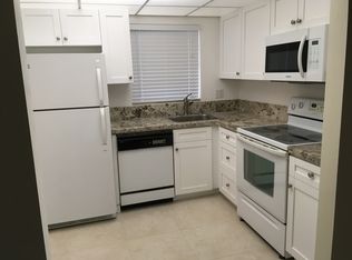 3048 Sunrise Lakes Dr APT 110, Fort Lauderdale, FL 33322