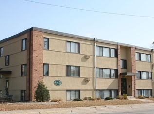 335 17th Ave N APT 3, Hopkins, MN 55343