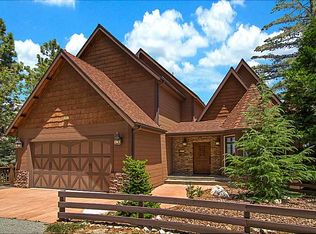 261 Old Toll Rd, Lake Arrowhead, CA 92352