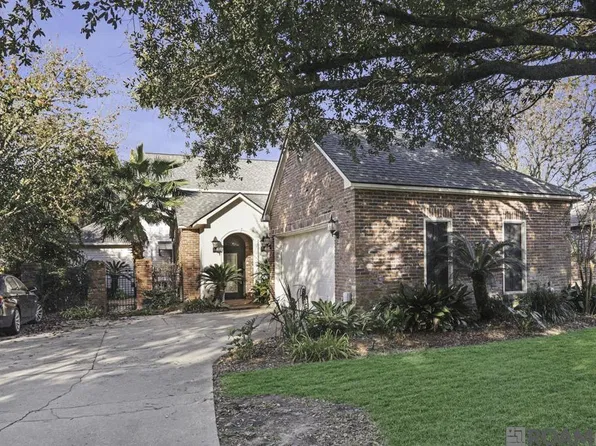 6285 Tezcuco Ct, Gonzales, LA 70737