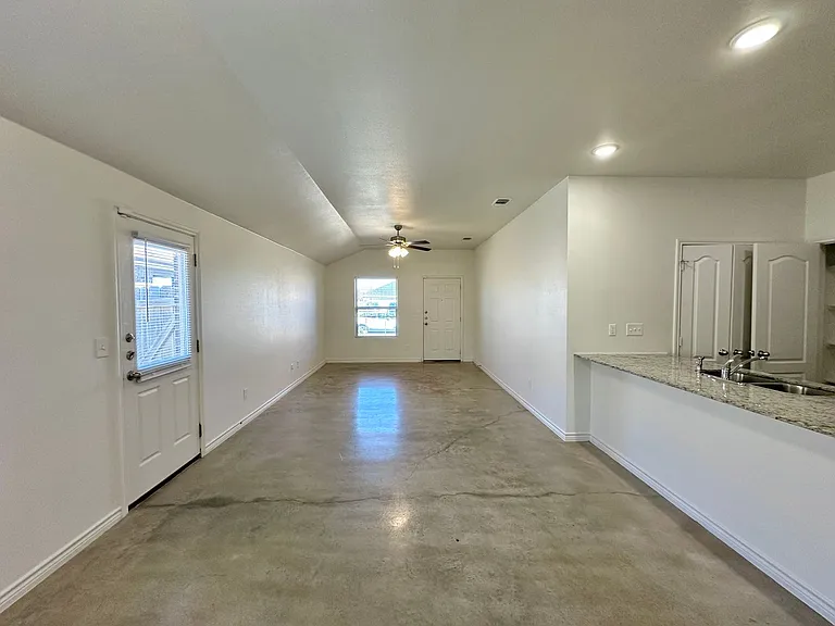6106 Harriet Tubman Ave — Photo 5