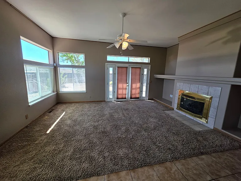 109 Sario Dr — Photo 5