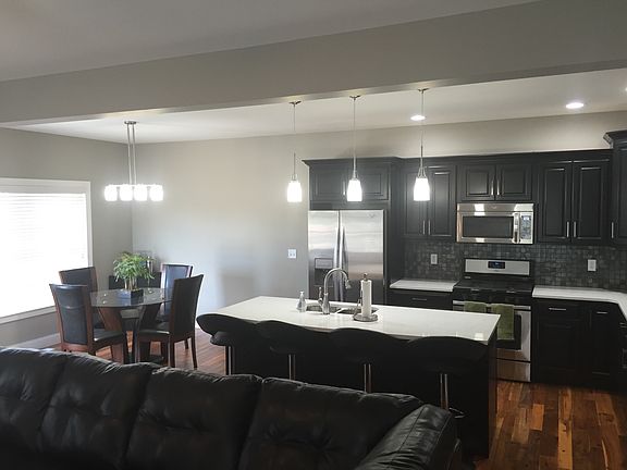 Kitchen/Dining nook