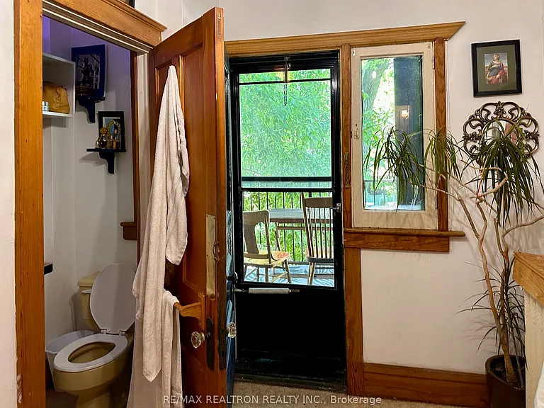 108 Admiral Rd #3 — Photo 2