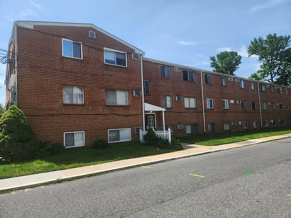 Taylor Court Apartments