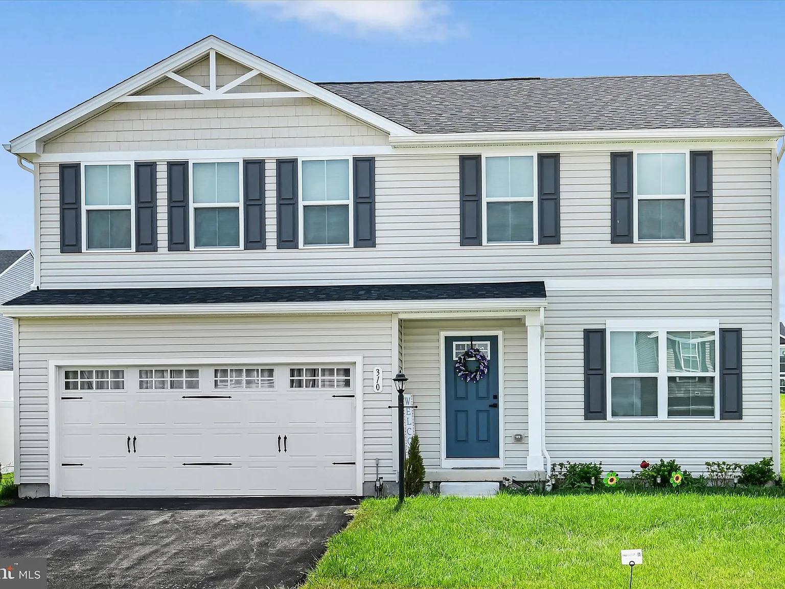4 bed, 2.5 bath, 1900 sqft, $2,750 — Photo 4