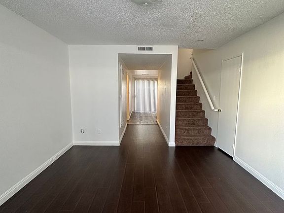3rd image of 1552 Prospect Ave APT E