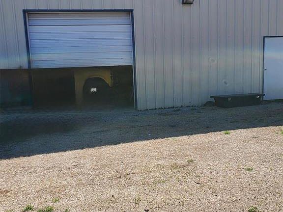 2nd image of 300 N 14th St