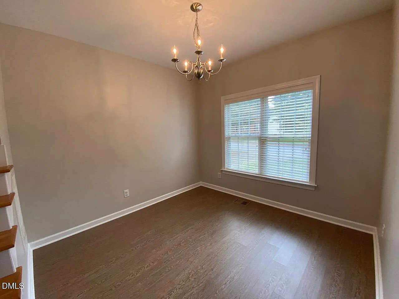 3 bed, 2.5 bath, 1610 sqft, $1,950 — Photo 4
