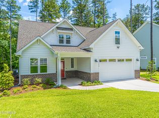 1279 Tillery Dr, Aberdeen, NC 28315