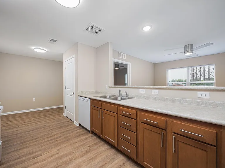 The Enclave on Main — Photo 16