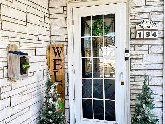 4th image of 194 N 7th St