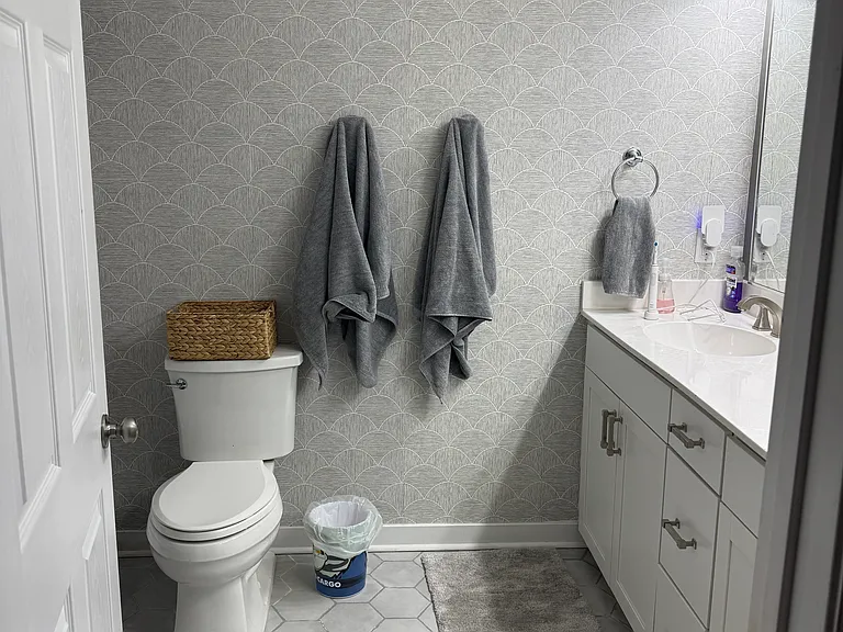 702 E Pinetree Blvd — Photo 12