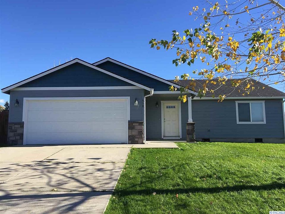 1st image of 610 Riverstone Dr