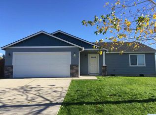 610 Riverstone Dr, Richland, WA 99352