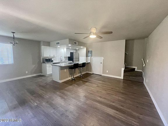 3rd image of 4751 E BELLEVIEW Street