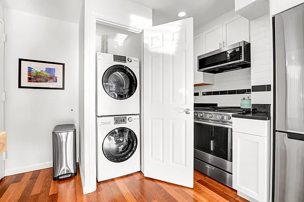 Rented by Compass | media 17