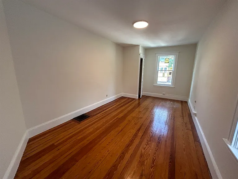 80 Hudson St #1 — Photo 11