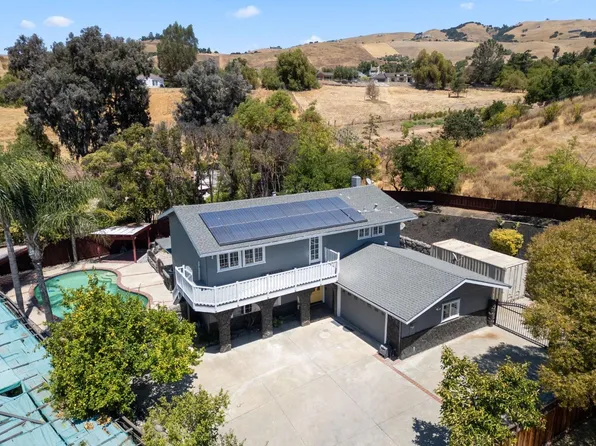 3532 Boeger Ln, San Jose, CA 95148
