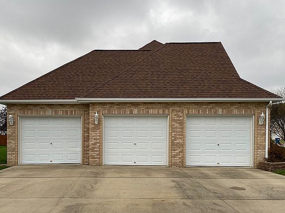 5th image of 95 Hillside Dr