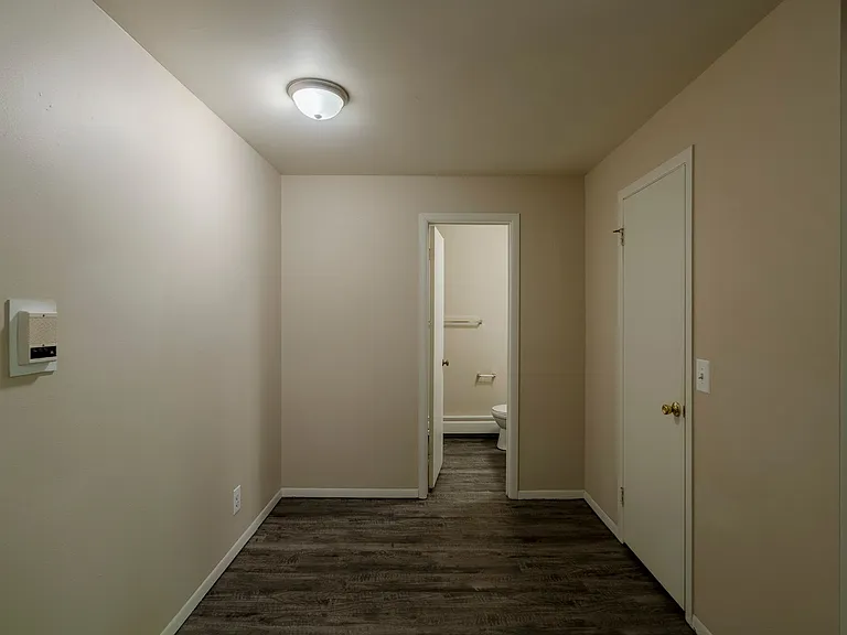 Oak Valley Apartments — Photo 63