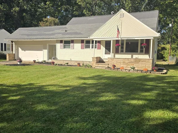 42108 Emerson Ct, Elyria, OH 44035