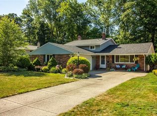 24131 Carla Ln, North Olmsted, OH 44070
