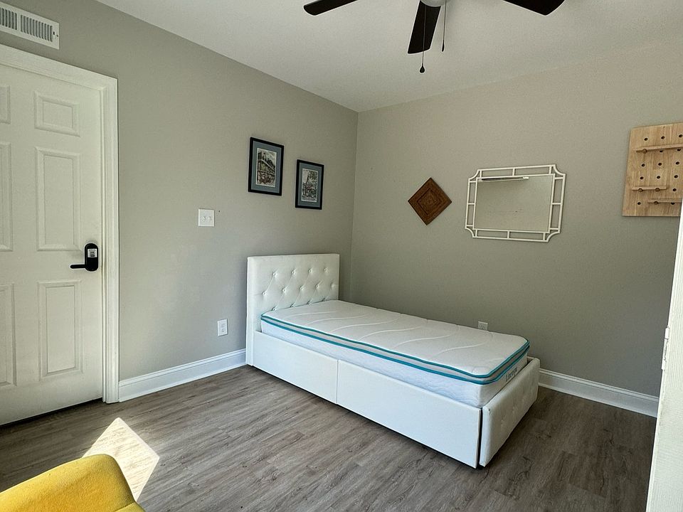 Private Bedroom
