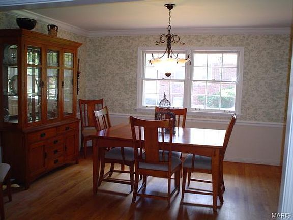 3rd image of 9133 Saddlebrook Dr