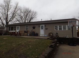 706 15th Ave, Rock Falls, IL 61071