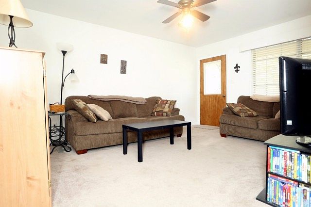 1st image of 316 Charles Dr