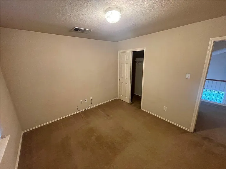 1211 Peyton Pl — Photo 16