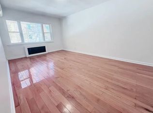 (Undisclosed Address), Oakland Gardens, NY 11364