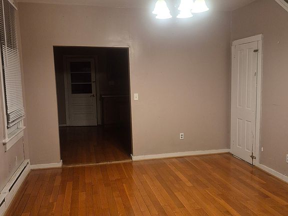 5th image of 928 Glenwood St