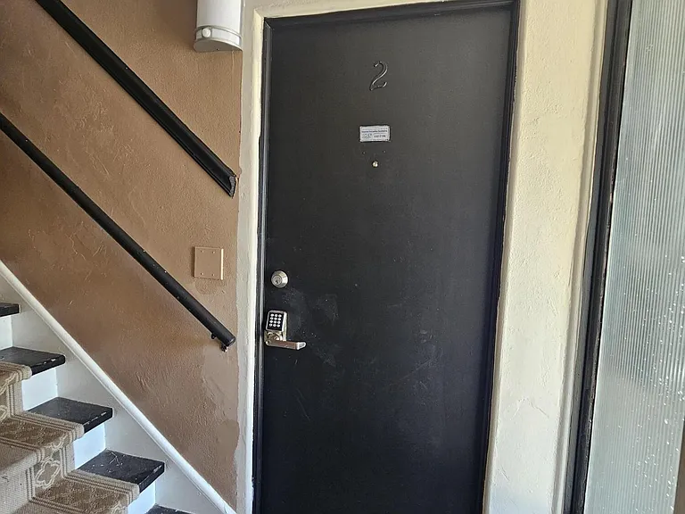 3005 Walton St #2 — Photo 4
