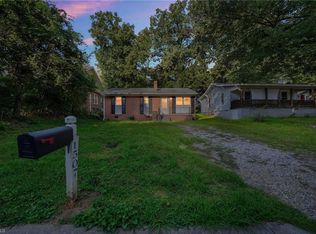 1507 Larkin St, High Point, NC 27262