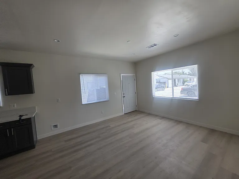 7472 Guthrie St — Photo 11