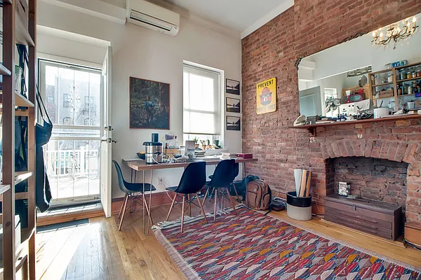 Rented by Twyford Real Estate | media 1