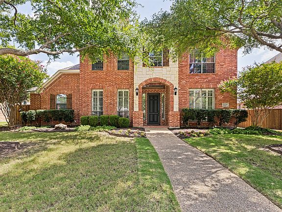 2nd image of 1227 Comanche Dr