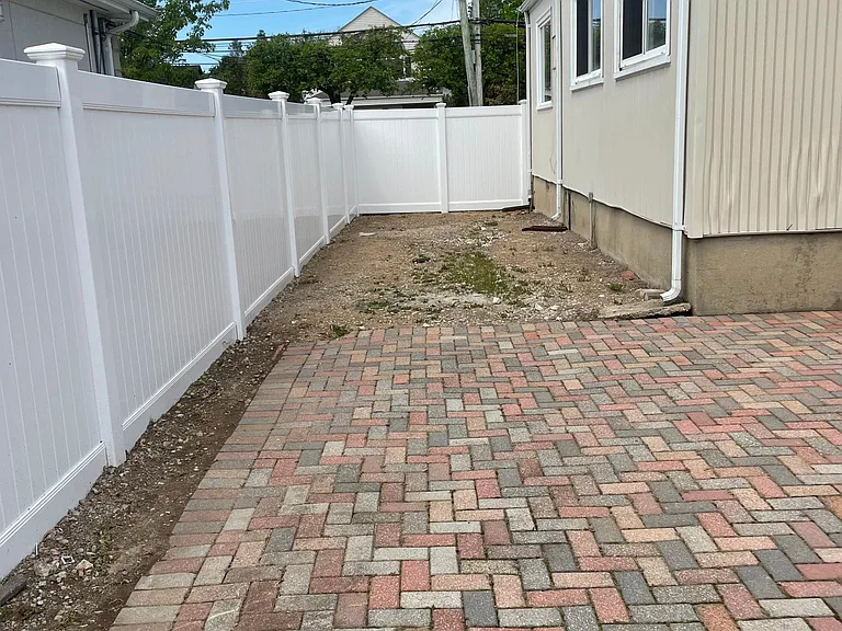 101 Hillside Ln S — Photo 22