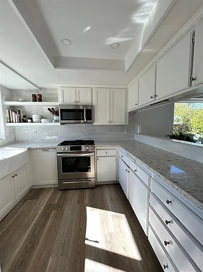 3 bed, 1296 sqft, $4,000 — Photo 3