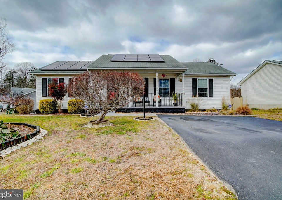 1st image of 837 Yardley Dr