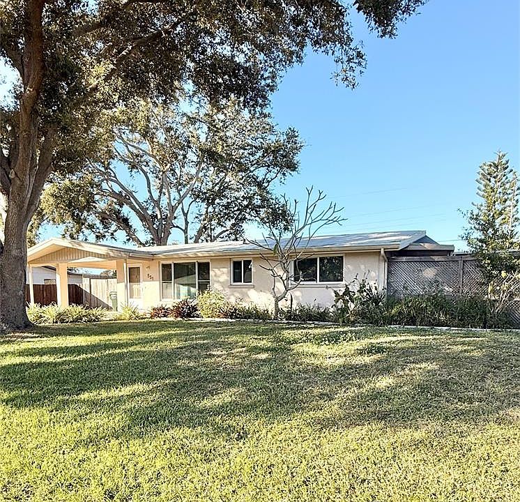 1st image of 551 E Seminole Dr