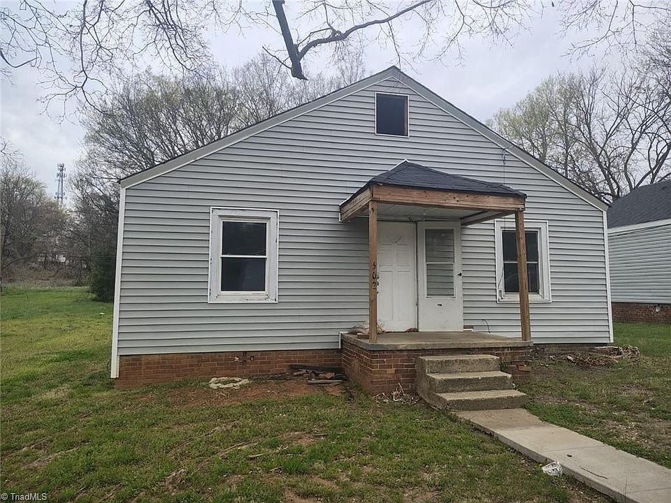 1st image of 502 Tussey St