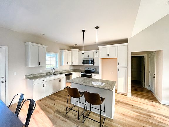The Crestwood Plan, Kitchen