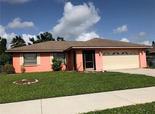 1041 Deer Hollow Blvd, Sarasota, FL 34232