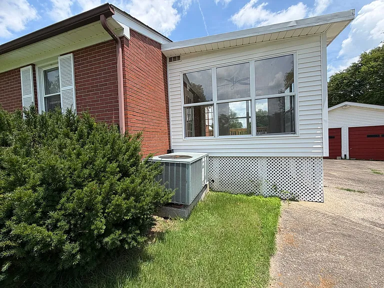3252 Marthas Chapel Rd — Photo 23