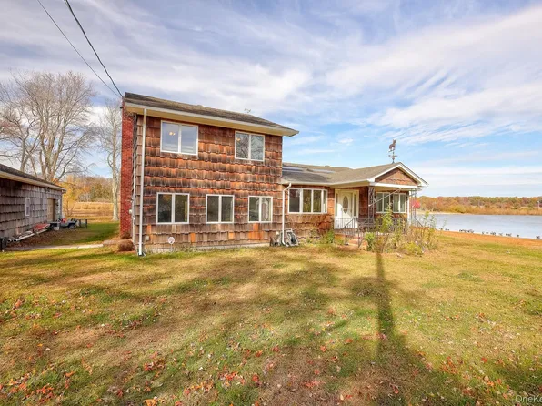 9 Lake Drive, Middle Island, NY 11953