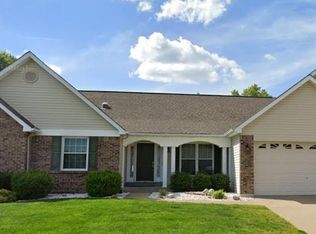 95 Buckhorn Ct, Saint Charles, MO 63303