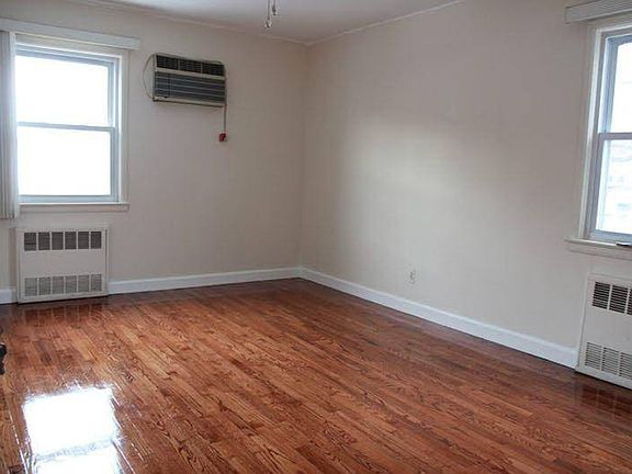2nd image of 6102 76th St #1F